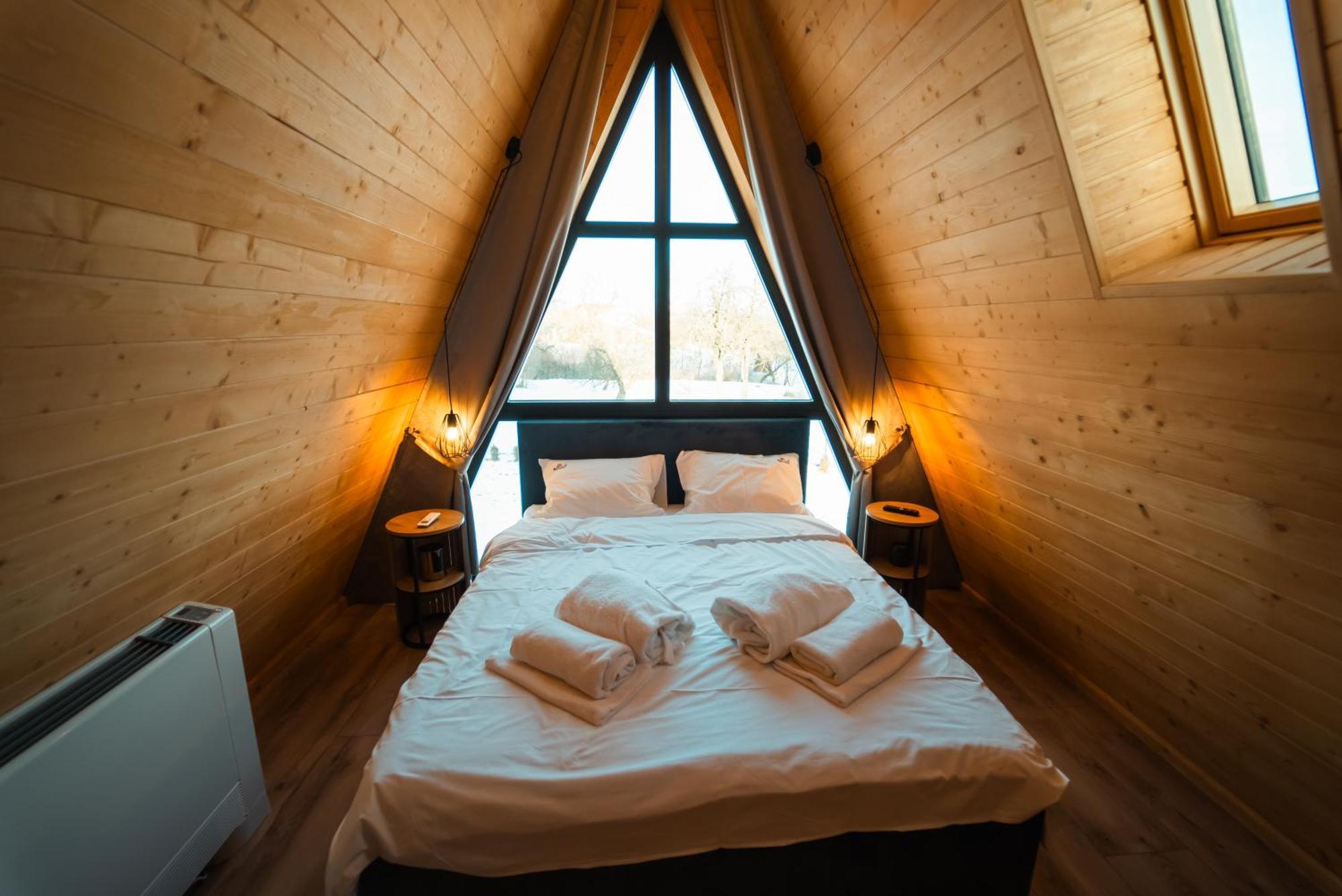 Vino Chalets Bran Sohodol  Extérieur photo