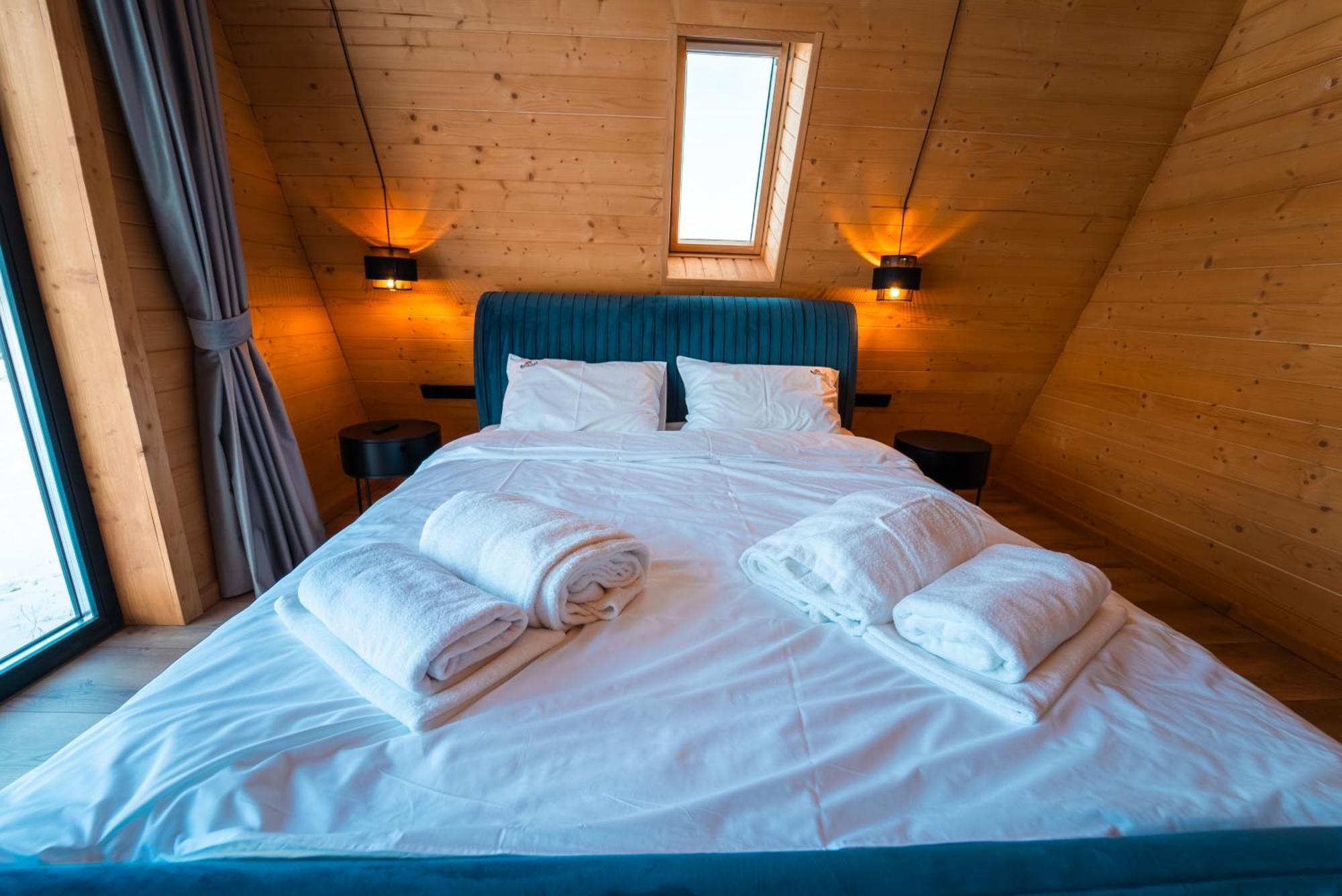 Vino Chalets Bran Sohodol  Extérieur photo